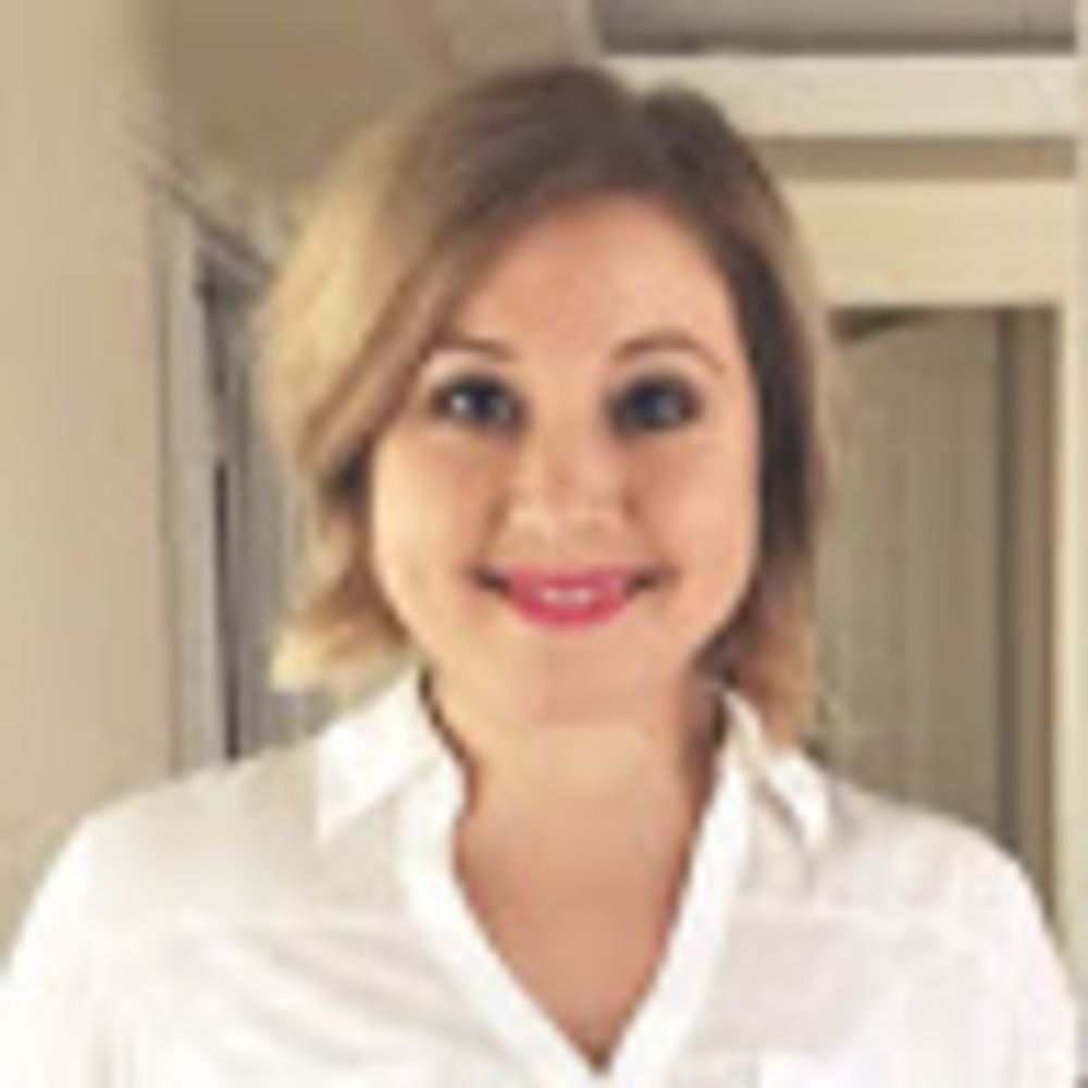 Meet your Posher, Caitlin